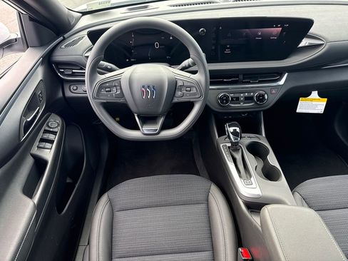 New 2026 Buick Envista Preferred w/ Advanced Safety Package FWD image 26