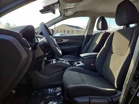 Certified 2022 Nissan Rogue Sport S image 13