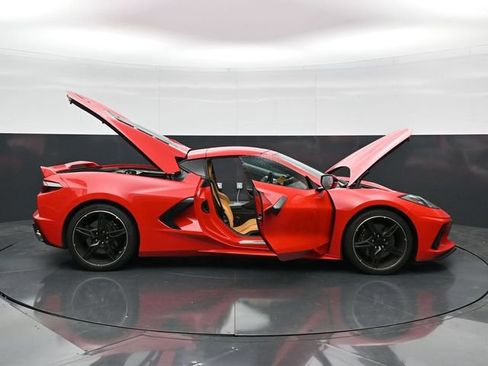 Used 2020 Chevrolet Corvette Stingray Preferred Cpe w/ 2LT Preferred Equipment Group RWD image 46