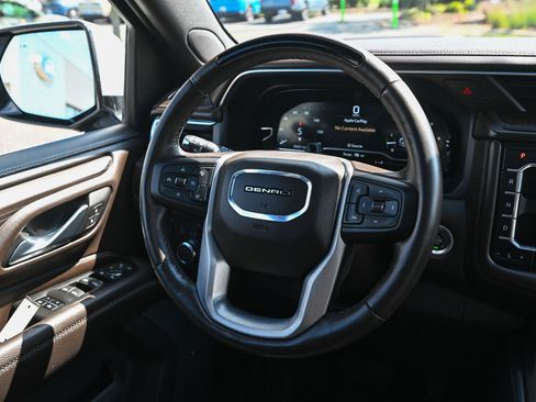 Used 2024 GMC Yukon XL Denali w/ Denali Reserve Package AWD/4WD image 34