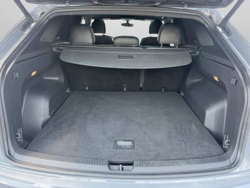Used 2021 Volkswagen Atlas Cross Sport SE w/ Panoramic Sunroof Package FWD image 19