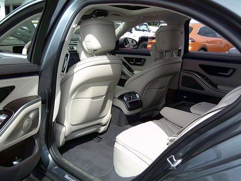 Used 2022 Mercedes-Benz S 580 4MATIC Sedan image 18