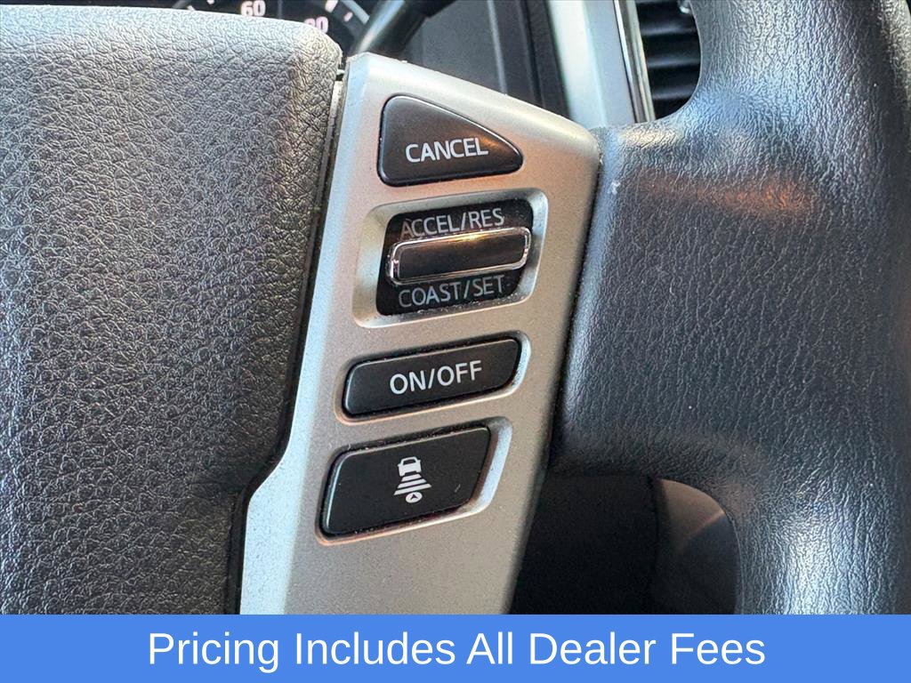 Used 2021 Nissan Titan SV AWD/4WD image 25