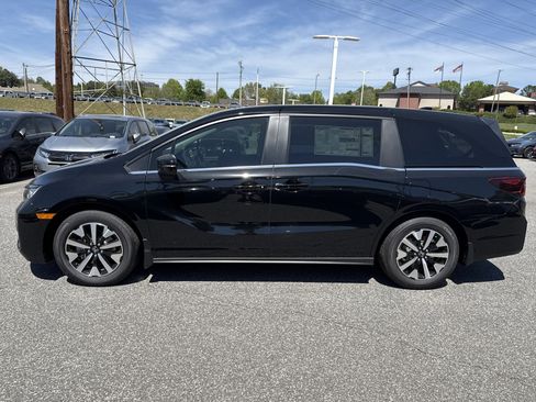 New 2026 Honda Odyssey EX-L image 7