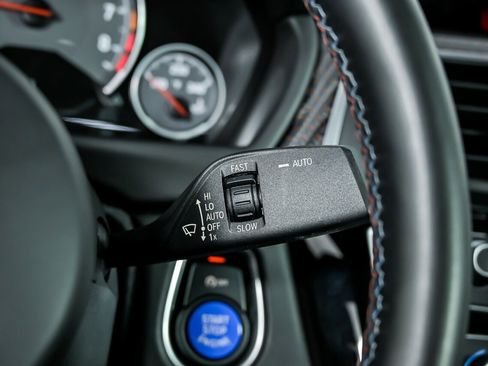 Used 2020 BMW M4 Coupe w/ Competition Package image 30