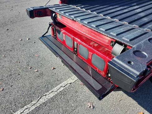 Certified 2024 GMC Sierra 1500 Denali image 12