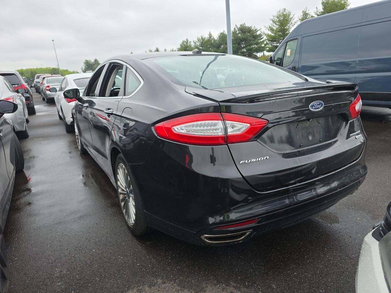 Used 2015 Ford Fusion Titanium FWD image 2