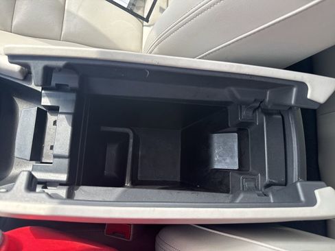 Used 2023 Nissan Rogue SL image 17