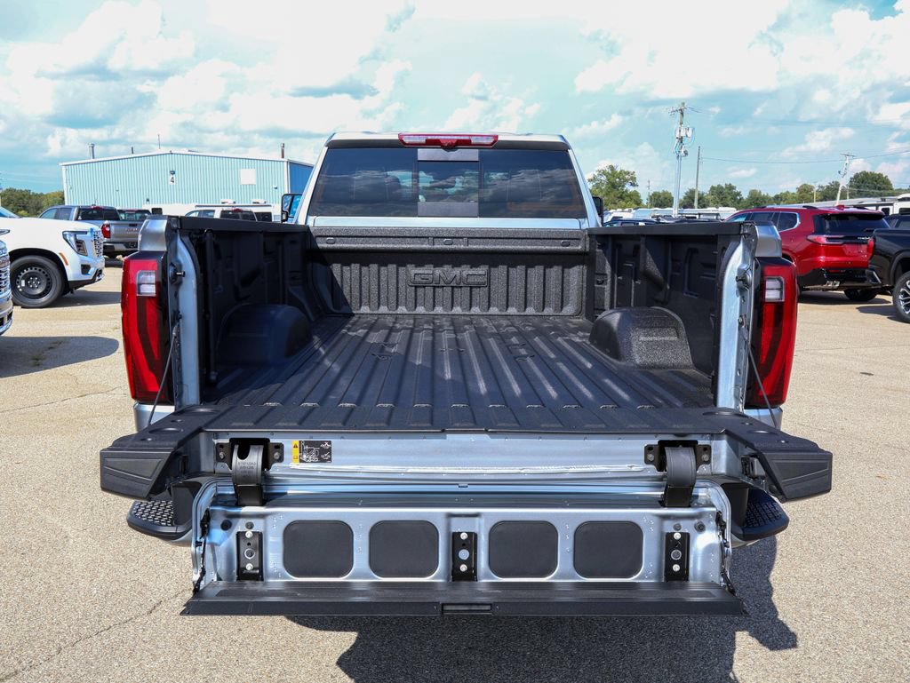 New 2026 GMC Sierra 3500 Denali Ultimate AWD/4WD image 5