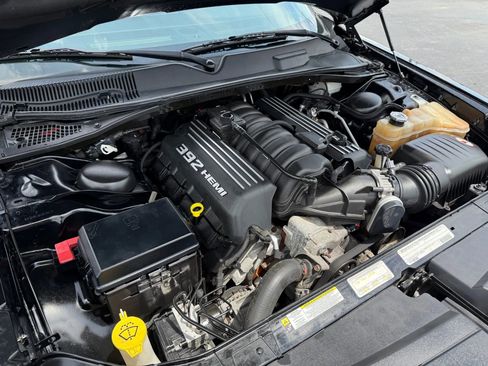 Used 2012 Dodge Challenger SRT8 w/ Premium Sound Group image 38