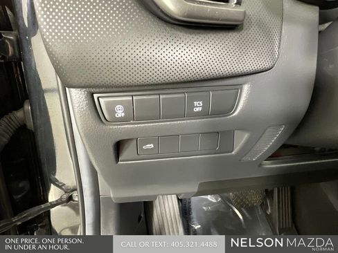 Certified 2025 MAZDA CX-50 AWD 2.5 S w/ Preferred Package image 42