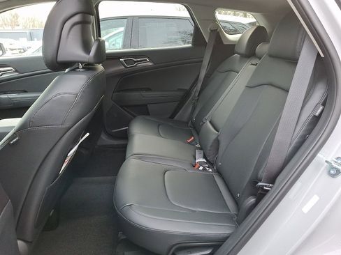 New 2026 Kia Sportage EX image 6