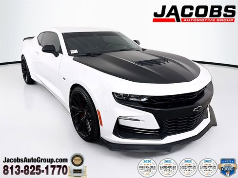 Used 2019 Chevrolet Camaro SS image 1