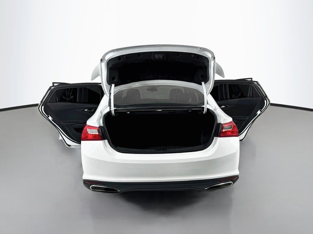 Used 2022 Chevrolet Malibu RS FWD image 20