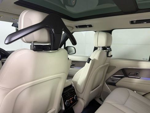 New 2026 Land Rover Range Rover SE image 25