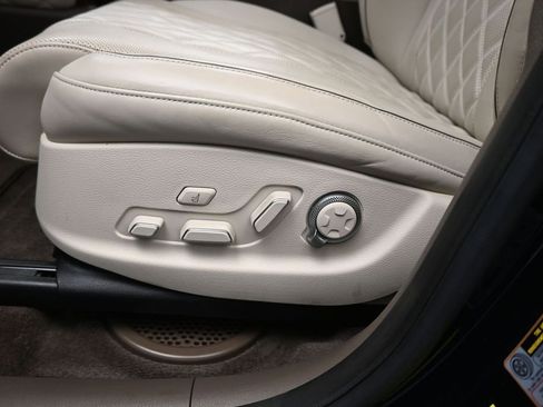 Used 2022 Genesis GV80 3.5T w/ Prestige Package 07 AWD/4WD image 11