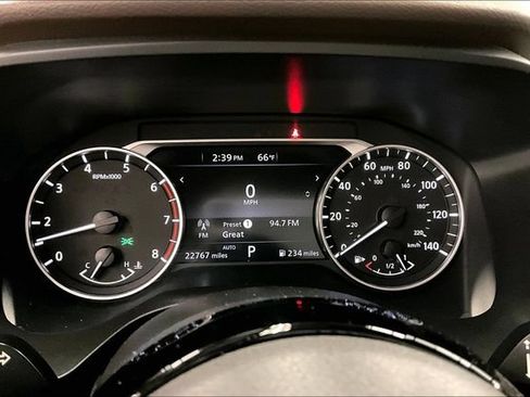 Used 2023 Nissan Rogue SV AWD/4WD image 25