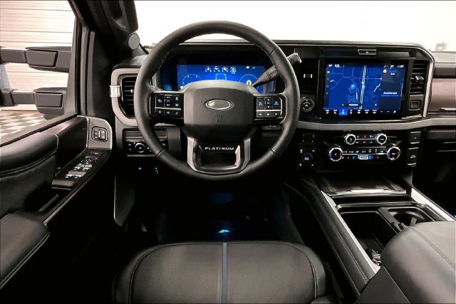 Used 2026 Ford F250 Platinum AWD/4WD image 6