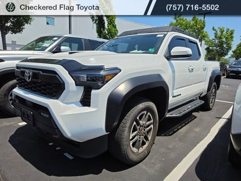 Used 2024 Toyota Tacoma TRD Sport w/ TRD Sport Upgrade Package AWD/4WD image 1