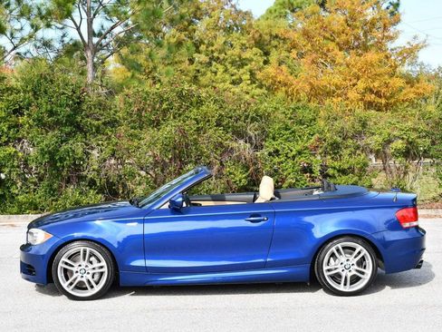 Used 2013 BMW 135i Convertible image 26