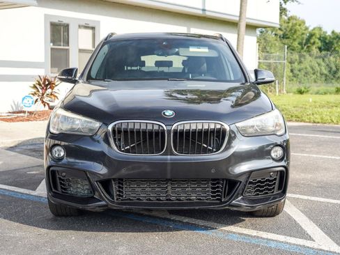 Used 2019 BMW X1 sDrive28i w/ M Sport Package FWD image 2