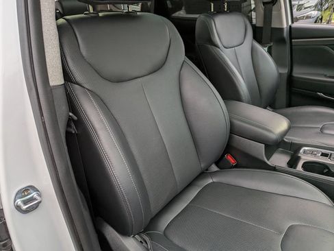 Used 2020 Hyundai Santa Fe SEL FWD image 39
