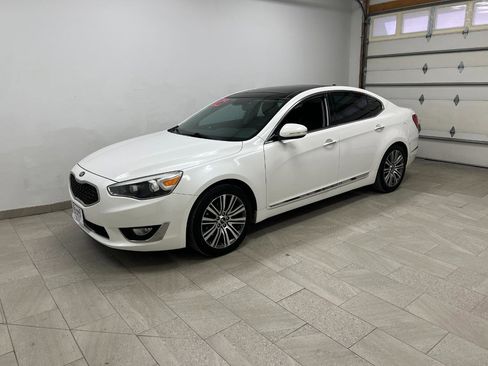 Used 2016 Kia Cadenza Premium image 7