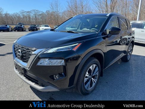Used 2023 Nissan Rogue SV w/ SV Premium B Package image 4