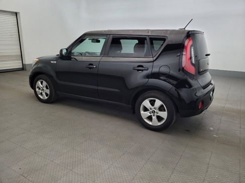Used 2018 Kia Soul FWD image 3