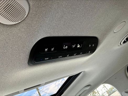 Used 2026 Hyundai Palisade Limited image 17