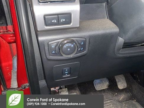 Used 2016 Ford F150 Platinum w/ Technology Package image 9