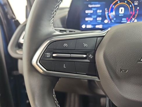 Certified 2024 Chevrolet Traverse LT image 24