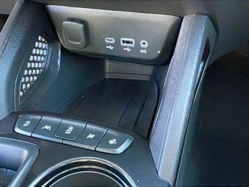 Certified 2023 Chevrolet TrailBlazer LT w/ Convenience Package image 17