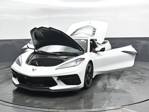 Used 2020 Chevrolet Corvette Stingray Preferred Cpe w/ 2LT Preferred Equipment Group image 52