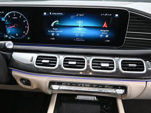 Used 2020 Mercedes-Benz GLE 350 image 28