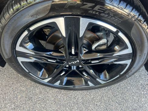 Certified 2024 Kia K5 GT-Line FWD image 40
