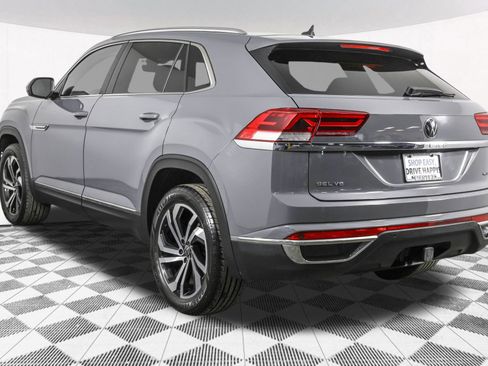 Used 2023 Volkswagen Atlas Cross Sport SEL AWD/4WD image 17