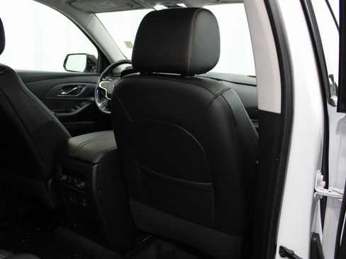 Used 2020 Chevrolet Traverse Premier w/ LPO, Blackout Package image 29