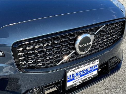 Used 2024 Volvo S60 B5 Plus image 36