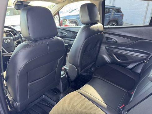 Used 2019 Buick Encore Preferred image 32