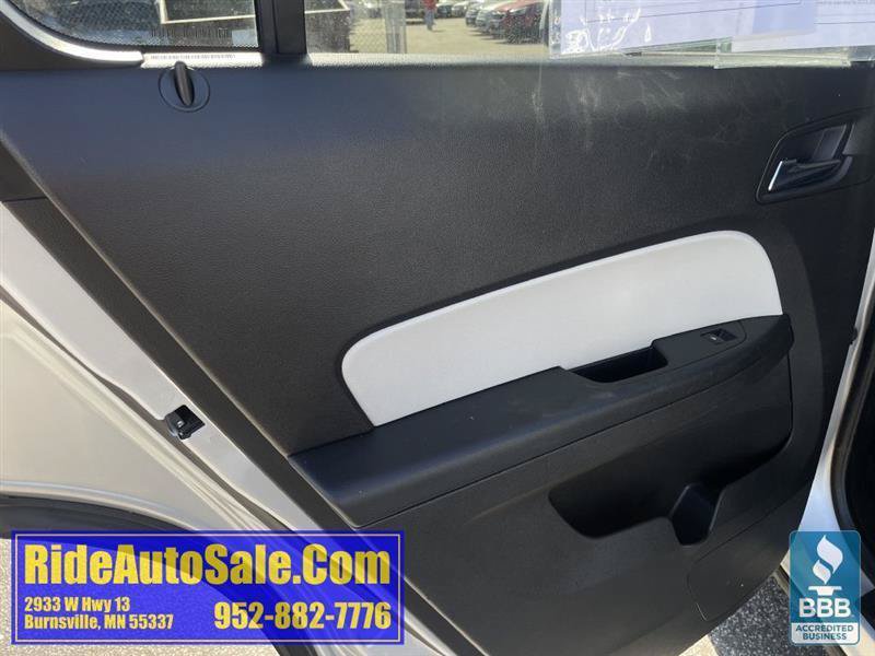 Used 2011 Chevrolet Equinox LT w/ Driver Convenience Package FWD image 11
