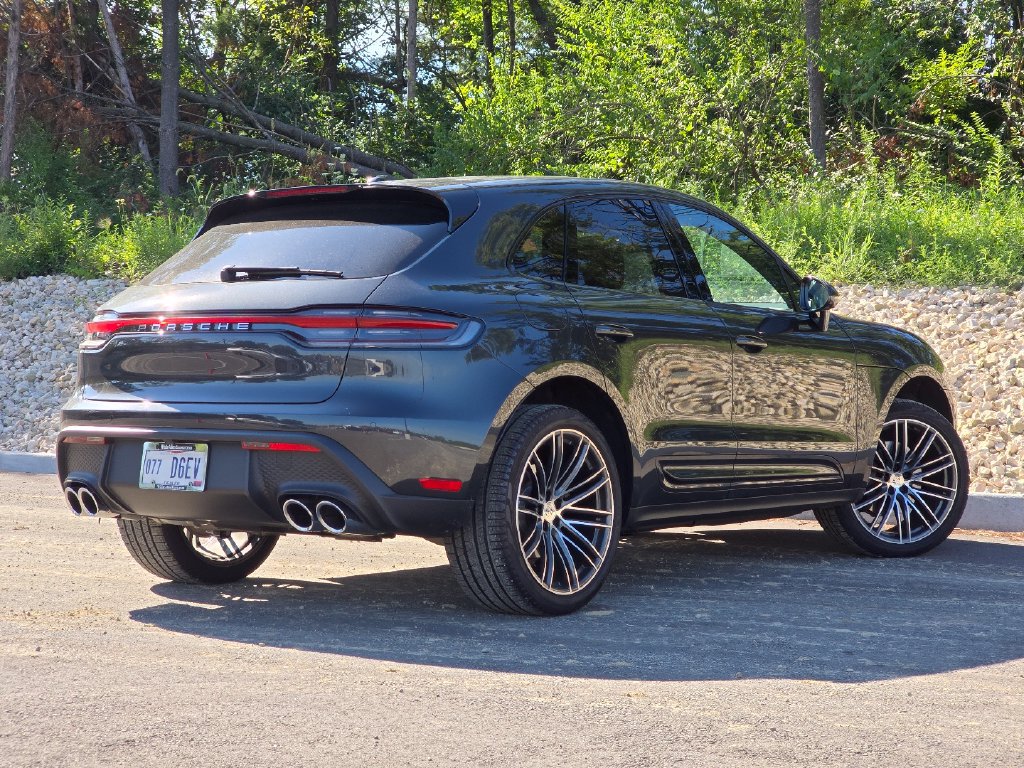 Certified 2026 Porsche Macan AWD/4WD image 7