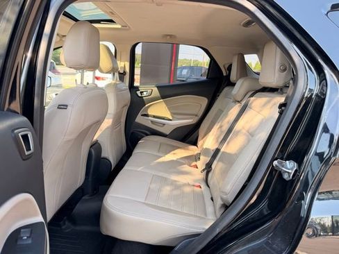 Used 2020 Ford EcoSport Titanium FWD image 12