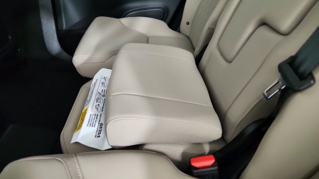 New 2026 Volvo XC90 T8 Plus w/ Protection Package AWD/4WD image 30