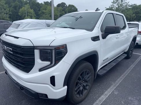 Used 2023 GMC Sierra 1500 Elevation w/ LPO, Elevation Black Package AWD/4WD image 11