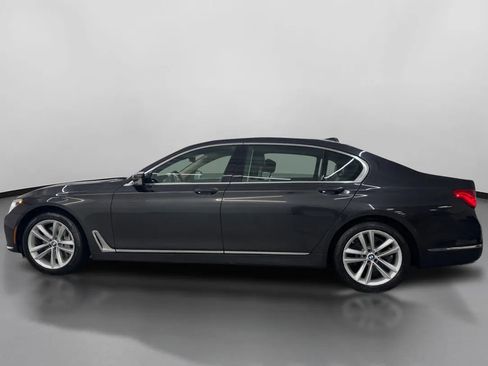 Used 2017 BMW 750i xDrive image 5
