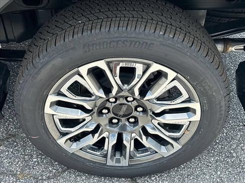 New 2026 GMC Sierra 1500 Denali Ultimate AWD/4WD image 17