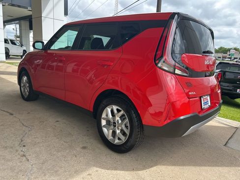 Used 2024 Kia Soul LX w/ Option Group 015 image 5