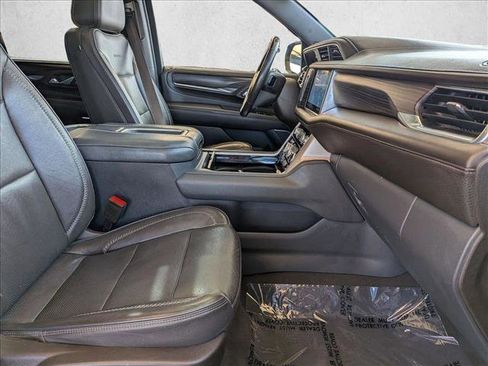 Used 2021 GMC Yukon Denali w/ Denali Premium Package AWD/4WD image 25
