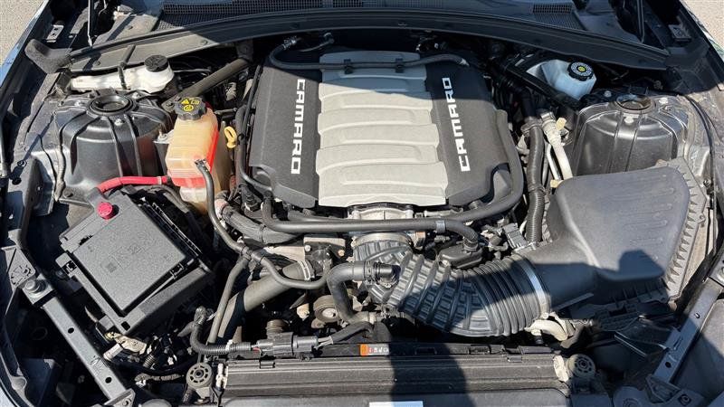 Used 2017 Chevrolet Camaro SS RWD image 40